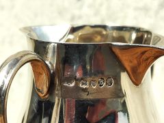 Victorian silver jug Thumbnail 3