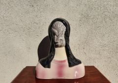 1930s porcelain bust Thumbnail 3