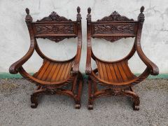 Pair of carved walnut hall chairs Thumbnail 3