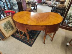 Edwardian satinwood desk Thumbnail 4