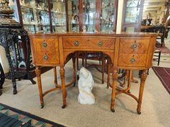 Edwardian satinwood desk Thumbnail 3