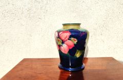 Moorcroft vase Thumbnail 2