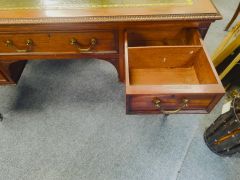 Edwardian mahogany desk Thumbnail 6
