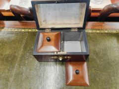 Victorian burr-walnut tea caddy Thumbnail 6