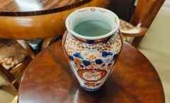 Japanese imari vase Thumbnail 3