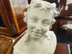 Belleek porcelain bust Thumbnail 2