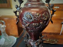 Pair of japanese bronze vases Thumbnail 2