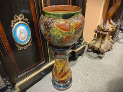Doulton jardiniere on stand Thumbnail 2