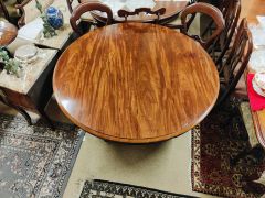 19th century mahogany circular table Thumbnail 3