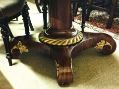 19th century mahogany circular table Thumbnail 4