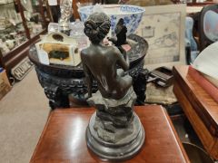 Bronze figure Thumbnail 4