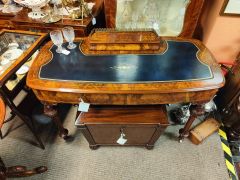 Victorian burr-walnut desk Thumbnail 2