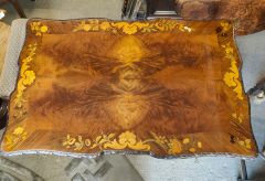 Victorian burr walnut centre table Thumbnail 3