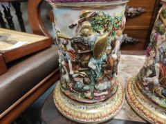 Pair of naples porcelain vases Thumbnail 2