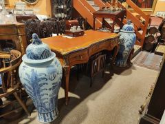 French kingwood leather top desk Thumbnail 4