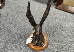 Bronze eagle on plinth Thumbnail 2