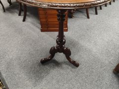 Victorian burr walnut occasional table Thumbnail 3