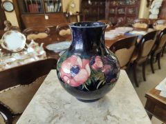 Moorcroft vase Thumbnail 2