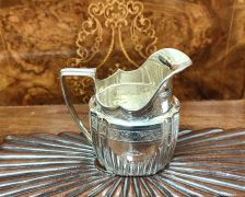 Victorian irish silver jug Thumbnail 3
