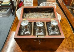 Georgian mahogany decanter box  Thumbnail 3