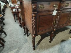 Georgian mahogany sideboard Thumbnail 4
