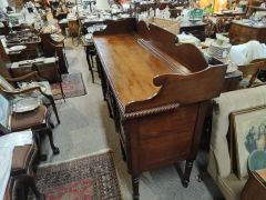 Georgian mahogany sideboard Thumbnail 3