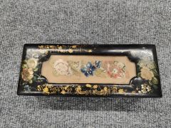 Victorian paper mache box Thumbnail 2
