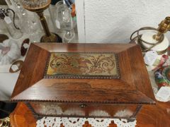 19th century rosewood tea caddy Thumbnail 2