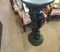 Pedestal Thumbnail 3