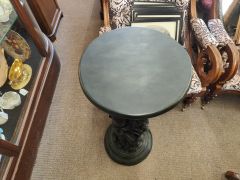 Pedestal Thumbnail 4