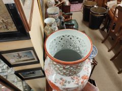 Large japanese kutani porcelain vase Thumbnail 2