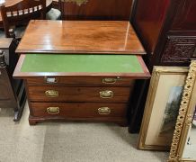 Georgian mahogany chest of drawers Thumbnail 4