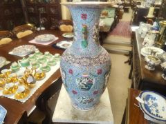 Chinee vase Thumbnail 2