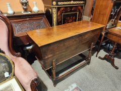 Antique dough bin Thumbnail 3