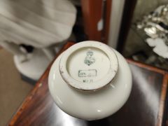Royal worcester vase Thumbnail 3