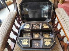Japanese lacquered wooden games box Thumbnail 6
