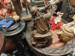 Chinese carved wooden figure Thumbnail 3