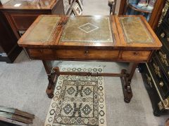 Victorian mahogany desk with writing slope Thumbnail 6