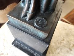 Bronze figure on marble plinth   (modern) Thumbnail 3