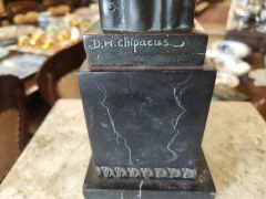 Bronze figure on marble plinth   (modern) Thumbnail 4