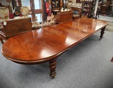 Victorian mahogany D- ended dining room table Thumbnail 4