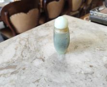 Chinese snuff bottle with stopper Thumbnail 4