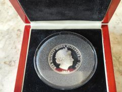 Silver 925 proof five pound coin in case Thumbnail 4