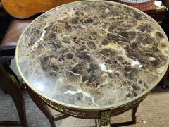 Pair of marble top tables with ormolu mounts Thumbnail 3
