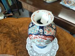 19th century chinese imari vase Thumbnail 4