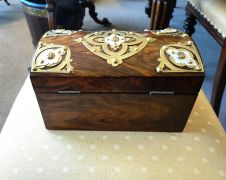 Victorian burr-walnut tea caddy with brass mounts Thumbnail 6