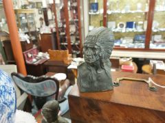 Bronze bust Thumbnail 3
