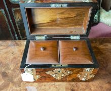 Burr walnut tea caddy Thumbnail 3