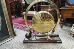 Oak & brass gong Thumbnail 2