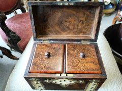 Victorian burr walnut tea caddy Thumbnail 4